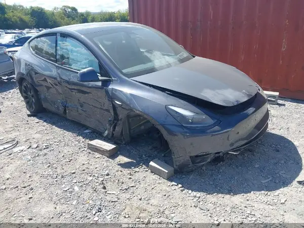 7SAYGDEE2PA197663 2023 TESLA MODEL Y - Image 1