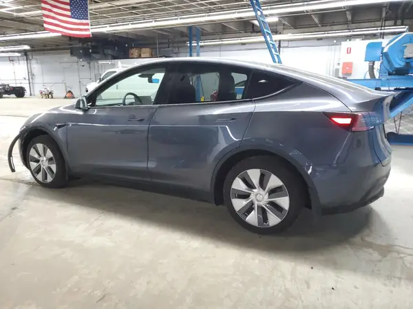 7SAYGDEE2PA199512 2023 TESLA MODEL Y - Image 2