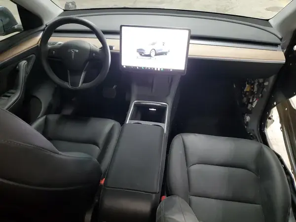 7SAYGDEE2PA199512 2023 TESLA MODEL Y - Image 8