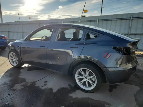 7SAYGDEE2PA199591 2023 TESLA MODEL Y - Image 2