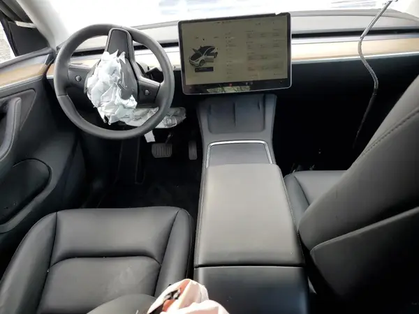 7SAYGDEE2PA207351 2023 TESLA MODEL Y - Image 8