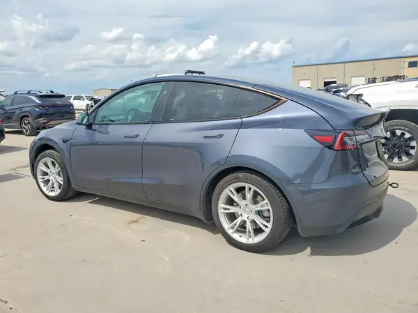 7SAYGDEE2PA211609 2023 TESLA MODEL Y - Image 2