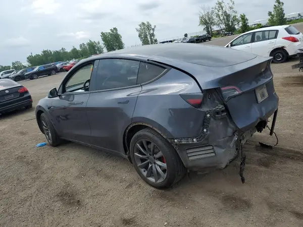 7SAYGDEE2PF596611 2023 TESLA MODEL Y - Image 2