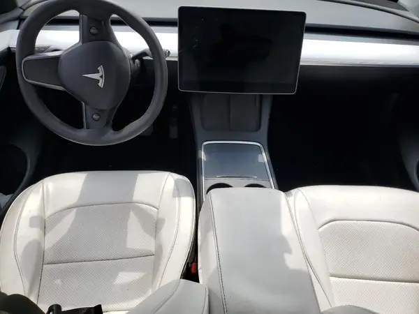7SAYGDEE2PF596611 2023 TESLA MODEL Y - Image 8