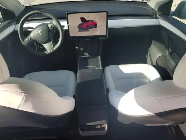 7SAYGDEE2PF597970 2023 TESLA MODEL Y - Image 8
