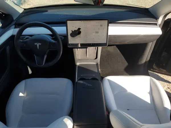 7SAYGDEE2PF604965 2023 TESLA MODEL Y - Image 8