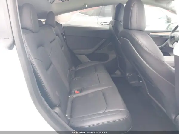 7SAYGDEE2PF610507 2023 TESLA MODEL Y - Image 8