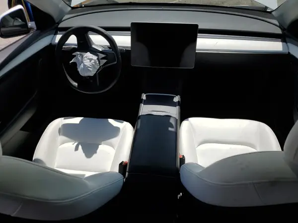 7SAYGDEE2PF620826 2023 TESLA MODEL Y - Image 8
