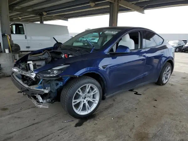 7SAYGDEE2PF621443 2023 TESLA MODEL Y - Image 1