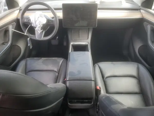 7SAYGDEE2PF639103 2023 TESLA MODEL Y - Image 8