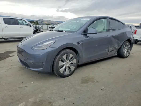 7SAYGDEE2PF643958 2023 TESLA MODEL Y - Image 1