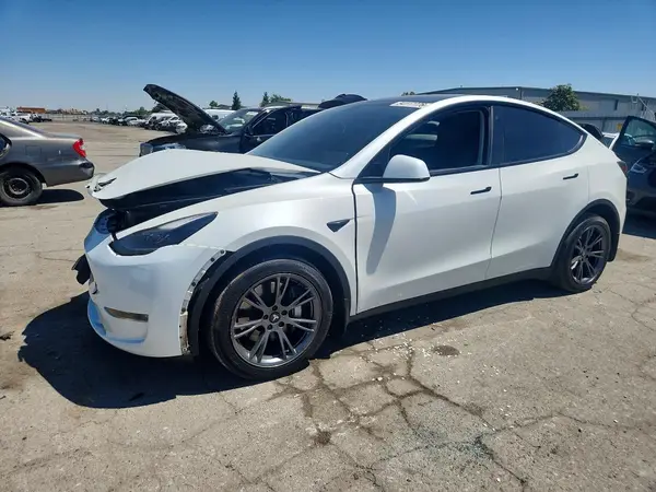 7SAYGDEE2PF648853 2023 TESLA MODEL Y - Image 1