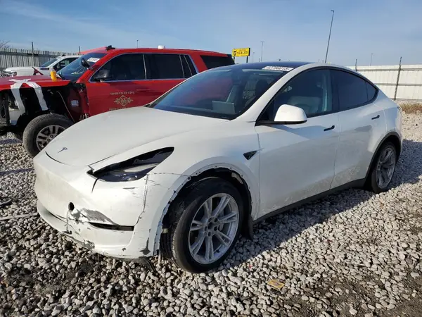 7SAYGDEE2PF668360 2023 TESLA MODEL Y - Image 1