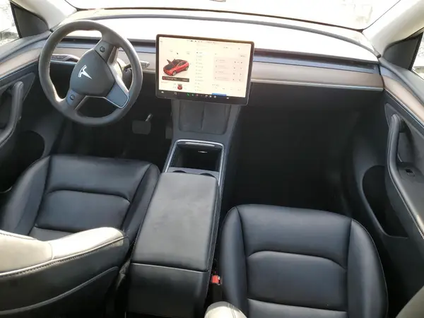 7SAYGDEE2PF668360 2023 TESLA MODEL Y - Image 8