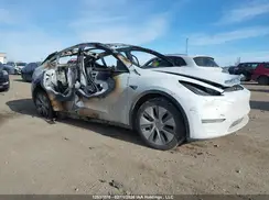 7SAYGDEE2PF669489 2023 TESLA MODEL Y