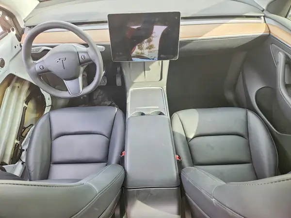 7SAYGDEE2PF676488 2023 TESLA MODEL Y - Image 8