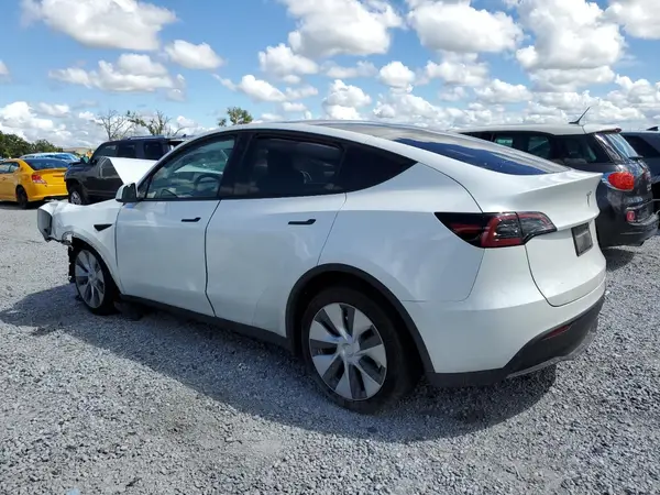 7SAYGDEE2PF683618 2023 TESLA MODEL Y - Image 2