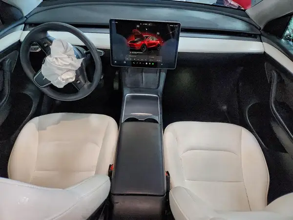 7SAYGDEE2PF689855 2023 TESLA MODEL Y - Image 8