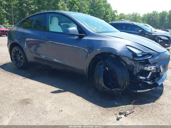 7SAYGDEE2PF692514 2023 TESLA MODEL Y - Image 1