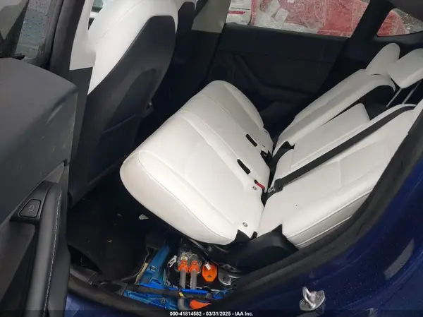 7SAYGDEE2PF694974 2023 TESLA MODEL Y - Image 8