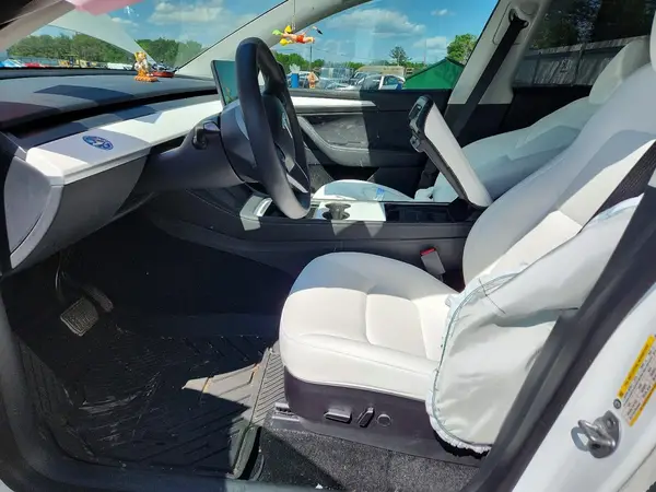 2023 TESLA MODEL Y auction photo 7