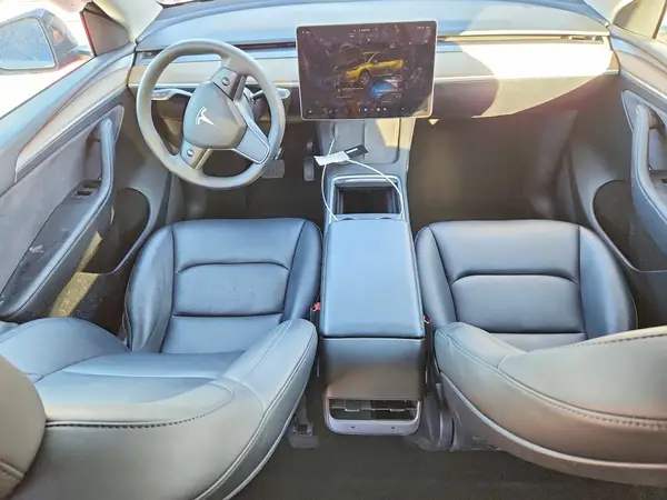 7SAYGDEE2PF704306 2023 TESLA MODEL Y - Image 8