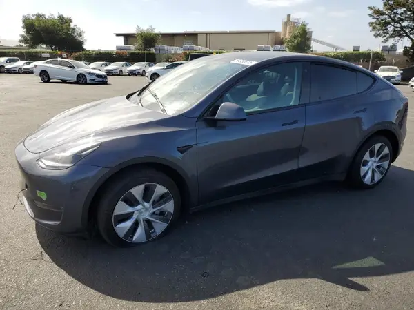 7SAYGDEE2PF741923 2023 TESLA MODEL Y - Image 1