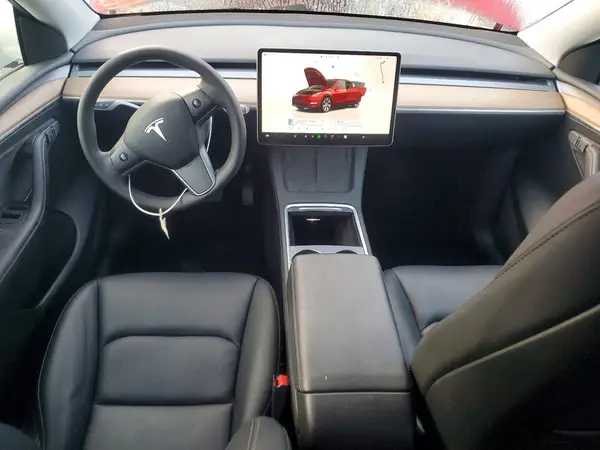 7SAYGDEE2PF747544 2023 TESLA MODEL Y - Image 8
