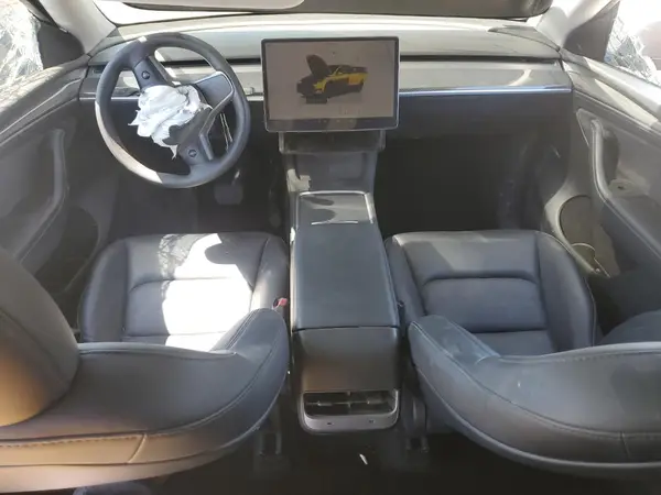 7SAYGDEE2PF757670 2023 TESLA MODEL Y - Image 8