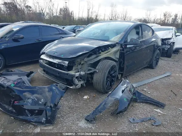 7SAYGDEE2PF763890 2023 TESLA MODEL Y - Image 2