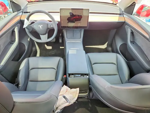 7SAYGDEE2PF768457 2023 TESLA MODEL Y - Image 8