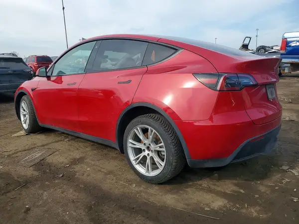 7SAYGDEE2PF782505 2023 TESLA MODEL Y - Image 2