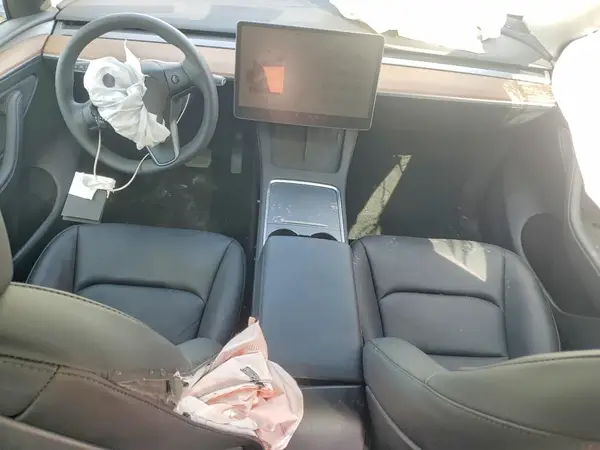 7SAYGDEE2PF792340 2023 TESLA MODEL Y - Image 8