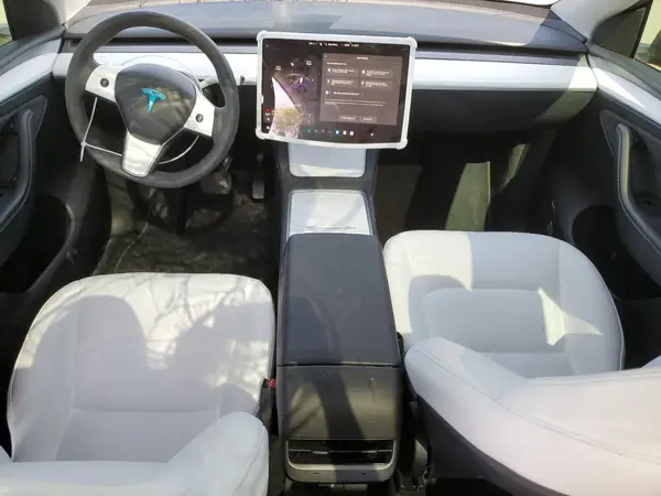 7SAYGDEE2PF792886 2023 TESLA MODEL Y - Image 8