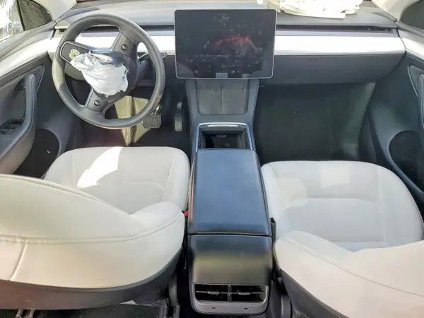7SAYGDEE2PF811291 2023 TESLA MODEL Y - Image 8