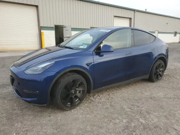 7SAYGDEE2PF826793 2023 TESLA MODEL Y - Image 1