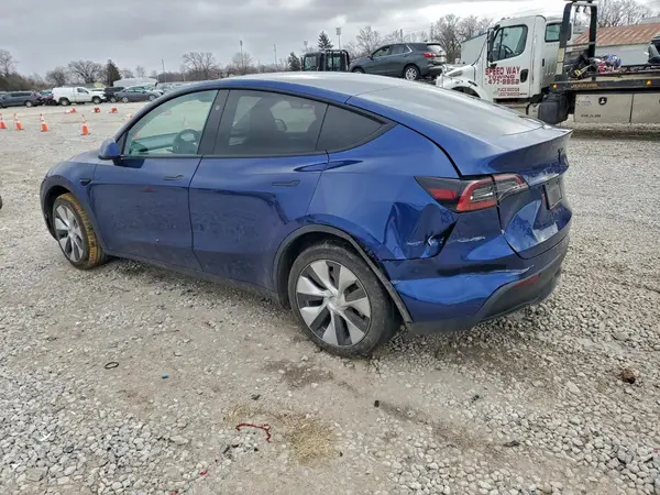 7SAYGDEE2PF837941 2023 TESLA MODEL Y - Image 2