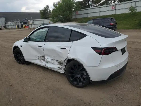 7SAYGDEE2PF846929 2023 TESLA MODEL Y - Image 2