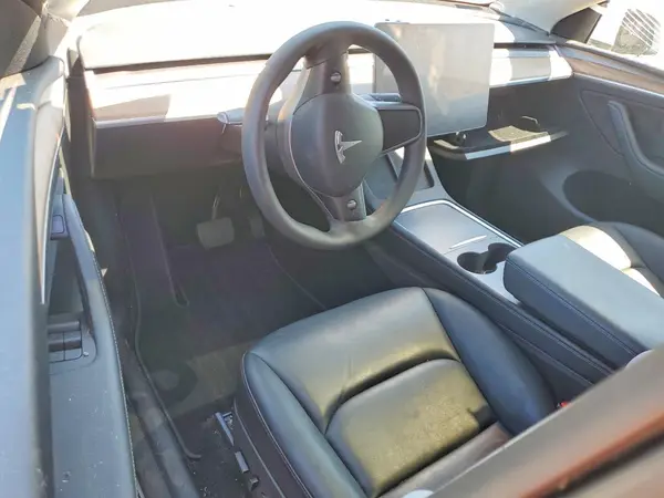7SAYGDEE2PF851533 2023 TESLA MODEL Y - Image 7