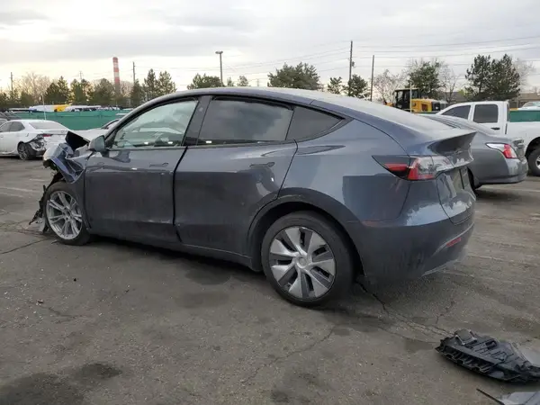 7SAYGDEE2PF854965 2023 TESLA MODEL Y - Image 2