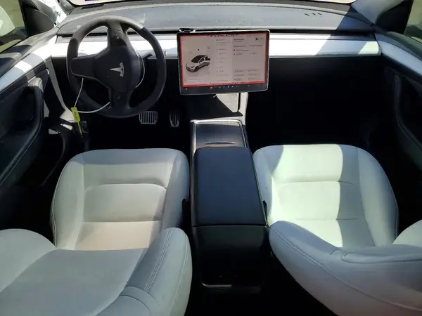 7SAYGDEE2PF855744 2023 TESLA MODEL Y - Image 8