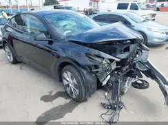 7SAYGDEE2PF863200 2023 TESLA MODEL Y