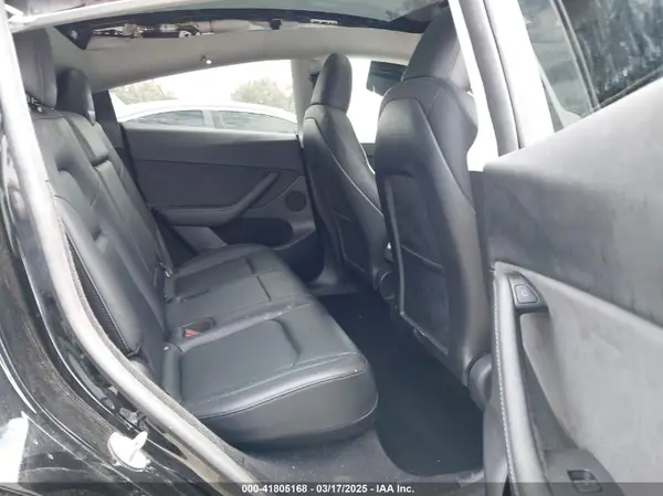 7SAYGDEE2PF863200 2023 TESLA MODEL Y - Image 8