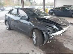 7SAYGDEE2PF868008 2023 TESLA MODEL Y