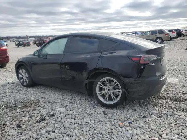 7SAYGDEE2PF869952 2023 TESLA MODEL Y - Image 2