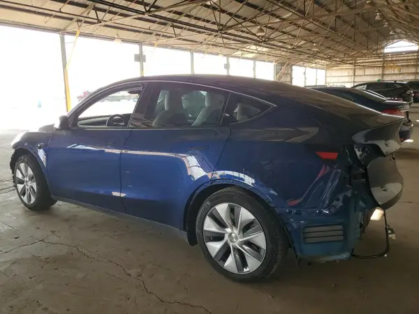 7SAYGDEE2PF872141 2023 TESLA MODEL Y - Image 2