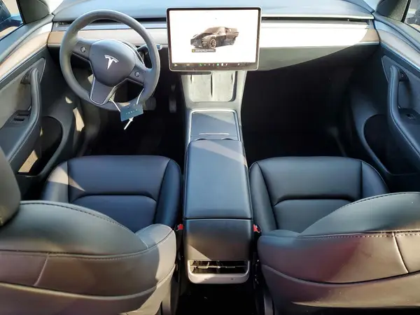7SAYGDEE2PF872589 2023 TESLA MODEL Y - Image 8