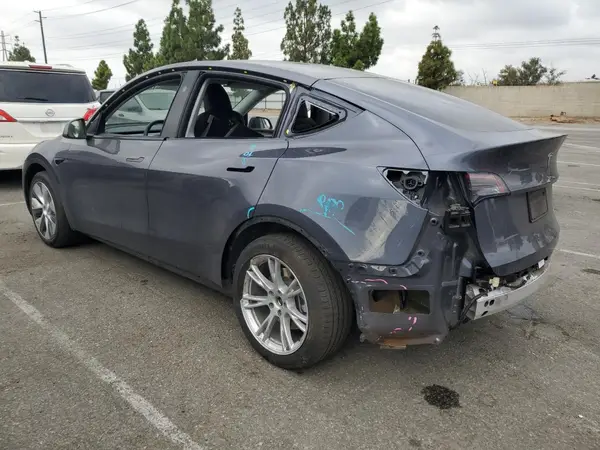 7SAYGDEE2PF878618 2023 TESLA MODEL Y - Image 2