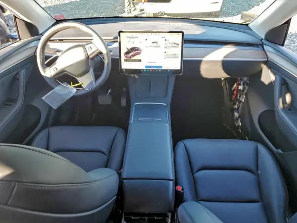 7SAYGDEE2PF881857 2023 TESLA MODEL Y - Image 8