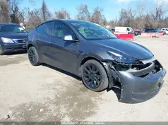 7SAYGDEE2PF883687 2023 TESLA MODEL Y